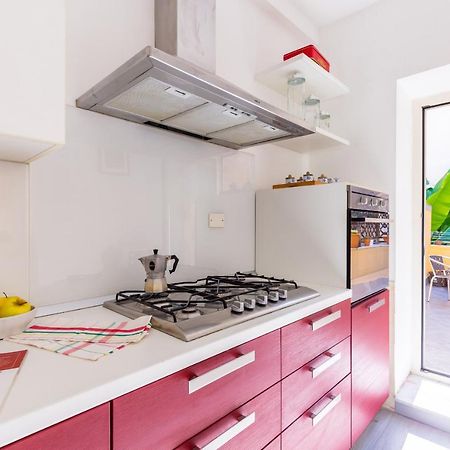 Sansevero Family Apartment By Wonderful Italy 나폴리 외부 사진